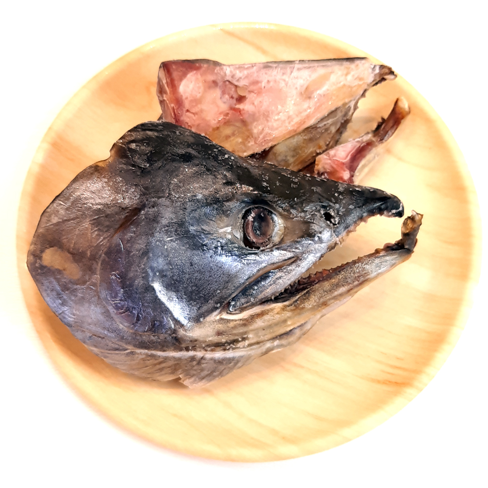 塩引鮭の頭（二つ割り）